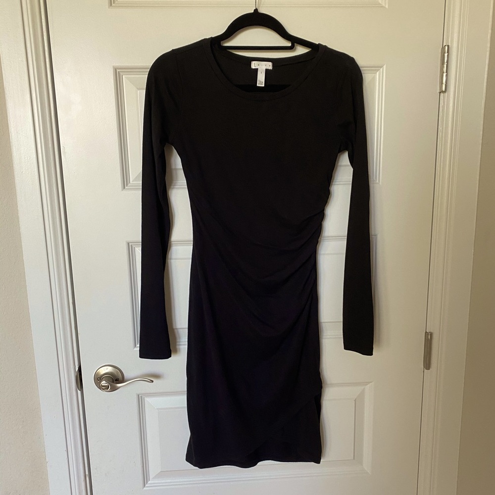 Long sleeve bodycon dress